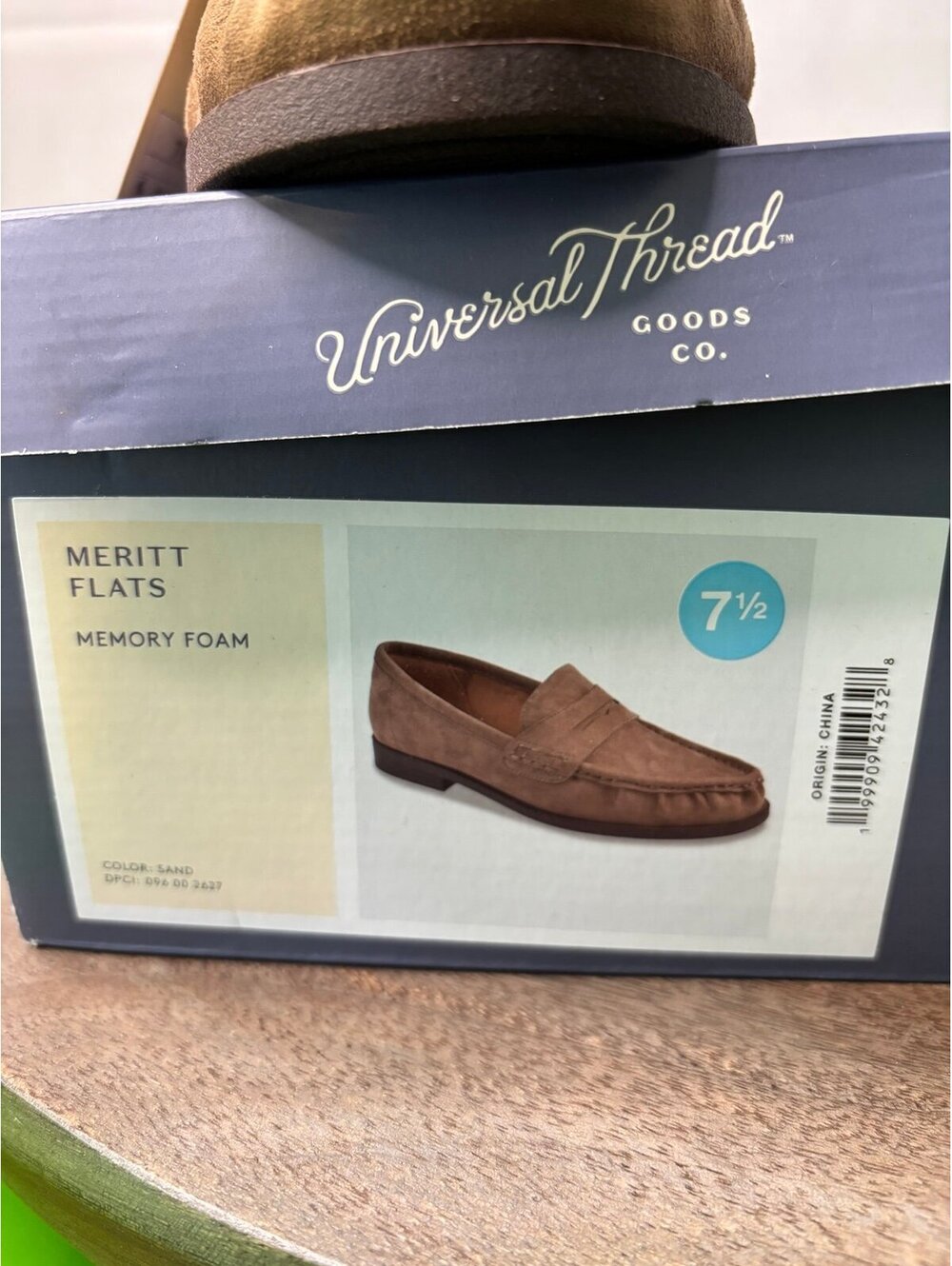 Universal Thread Meritt Flats - Picture 2 of 5